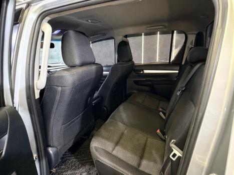 TOYOTA Hilux Caminhonete 2.7 16V 4P SR FLEX CABINE DUPLA AUTOM�TICO, Foto 12