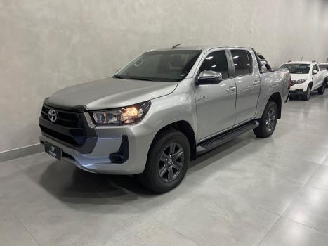 TOYOTA Hilux Caminhonete 2.8 16V 4P SR 4X4 DIESEL CABINE DUPLA AUTOM�TICO, Foto 1