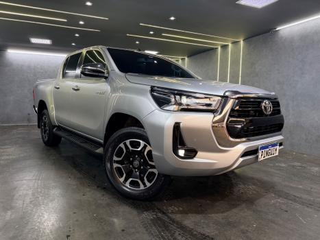 TOYOTA Hilux Caminhonete 2.8 16V SRV 4X4 DIESEL CABINE DUPLA AUTOM�TICO, Foto 4