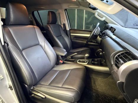 TOYOTA Hilux Caminhonete 2.8 16V SRV 4X4 DIESEL CABINE DUPLA AUTOM�TICO, Foto 11