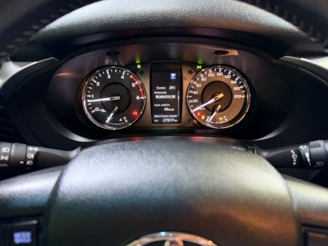 TOYOTA Hilux Caminhonete 2.8 16V SRV 4X4 DIESEL CABINE DUPLA AUTOM�TICO, Foto 13