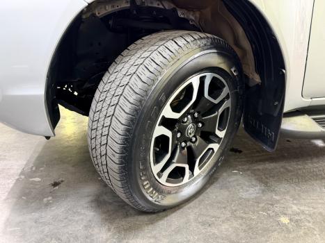 TOYOTA Hilux Caminhonete 2.8 16V SRV 4X4 DIESEL CABINE DUPLA AUTOM�TICO, Foto 14