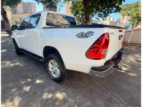 TOYOTA Hilux Caminhonete 2.8 16V SRV 4X4 DIESEL CABINE DUPLA AUTOM�TICO, Foto 3