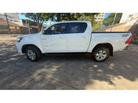 TOYOTA Hilux Caminhonete 2.8 16V SRV 4X4 DIESEL CABINE DUPLA AUTOM�TICO, Foto 5
