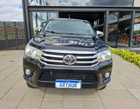 TOYOTA Hilux Caminhonete 2.8 16V SRV 4X4 DIESEL CABINE DUPLA AUTOM�TICO, Foto 2