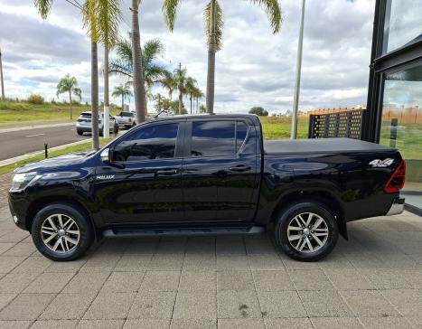 TOYOTA Hilux Caminhonete 2.8 16V SRV 4X4 DIESEL CABINE DUPLA AUTOM�TICO, Foto 8