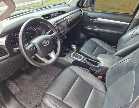 TOYOTA Hilux Caminhonete 2.8 16V SRV 4X4 DIESEL CABINE DUPLA AUTOM�TICO, Foto 12