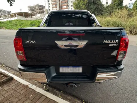 TOYOTA Hilux Caminhonete 2.7 16V 4P SRV FLEX 4X4  CABINE DUPLA AUTOM�TICO, Foto 4