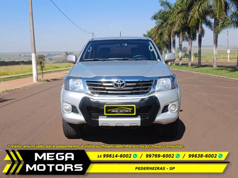 TOYOTA Hilux Caminhonete 2.7 16V 4P FLEX STD 4X4 CABINE DUPLA, Foto 2