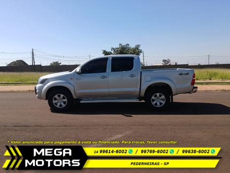 TOYOTA Hilux Caminhonete 2.7 16V 4P FLEX STD 4X4 CABINE DUPLA, Foto 4