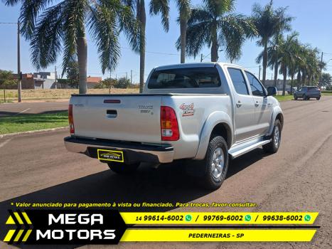 TOYOTA Hilux Caminhonete 3.0 4P 4X4 SRV TURBO DIESEL CABINE DUPLA AUTOM�TICO, Foto 7