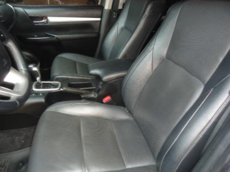 TOYOTA Hilux Caminhonete 2.8 16V SRX 4X4 DIESEL CABINE DUPLA AUTOM�TICO, Foto 3