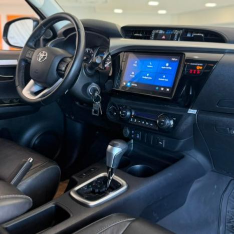 TOYOTA Hilux Caminhonete 2.8 16V 4P SR 4X4 DIESEL CABINE DUPLA AUTOM�TICO, Foto 5