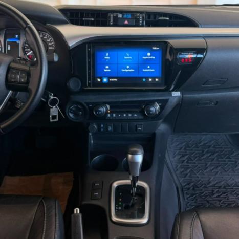TOYOTA Hilux Caminhonete 2.8 16V 4P SR 4X4 DIESEL CABINE DUPLA AUTOM�TICO, Foto 8