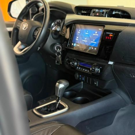 TOYOTA Hilux Caminhonete 2.8 16V 4P SR 4X4 DIESEL CABINE DUPLA AUTOM�TICO, Foto 11