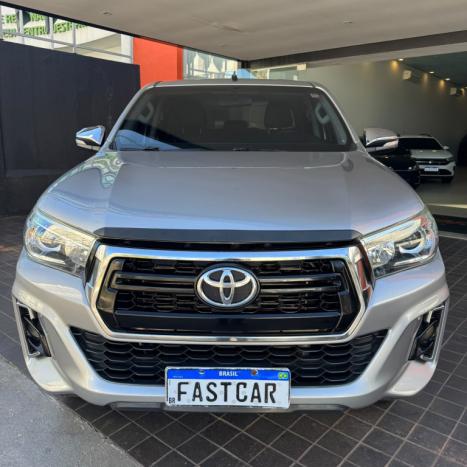 TOYOTA Hilux Caminhonete 2.8 16V SRX 4X4 DIESEL CABINE DUPLA AUTOM�TICO, Foto 7