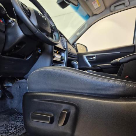 TOYOTA Hilux Caminhonete 2.8 16V SRX 4X4 TURBO DIESEL CABINE DUPLA AUTOM�TICO, Foto 17