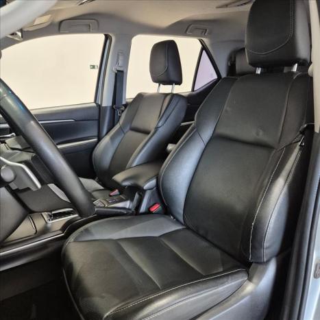 TOYOTA Hilux Caminhonete 2.8 16V SRX 4X4 TURBO DIESEL CABINE DUPLA AUTOM�TICO, Foto 16