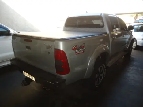 TOYOTA Hilux Caminhonete 3.0 16V 4P 4X4 SRV TURBO DIESEL CABINE DUPLA AUTOM�TICO, Foto 6