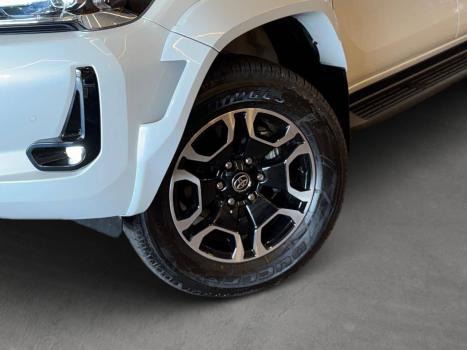 TOYOTA Hilux Caminhonete 2.8 16V SRX PLUS 4X4 TURBO DIESEL CABINE DUPLA AUTOM�TICO, Foto 6