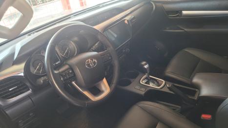 TOYOTA Hilux Caminhonete 2.8 16V SRV 4X4 DIESEL CABINE DUPLA AUTOM�TICO, Foto 7