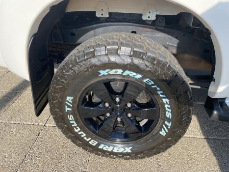 TOYOTA Hilux Caminhonete 3.0 16V 4P 4X4 SRV TURBO DIESEL CABINE DUPLA AUTOM�TICO, Foto 19