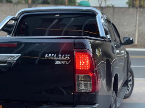 TOYOTA Hilux Caminhonete , Foto 3