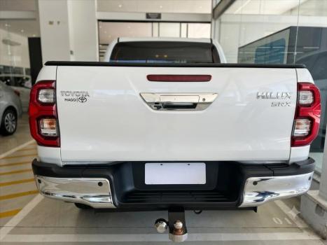 TOYOTA Hilux Caminhonete 2.8 16V SRX 4X4 TURBO DIESEL CABINE DUPLA AUTOM�TICO, Foto 4