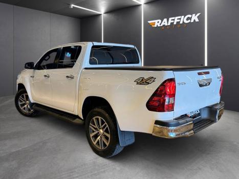 TOYOTA Hilux Caminhonete 2.8 16V 4P SRX DIESEL CABINE DUPLA, Foto 3