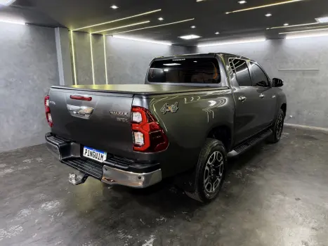 TOYOTA Hilux Caminhonete 2.8 16V 4P SRX DIESEL CABINE DUPLA, Foto 7