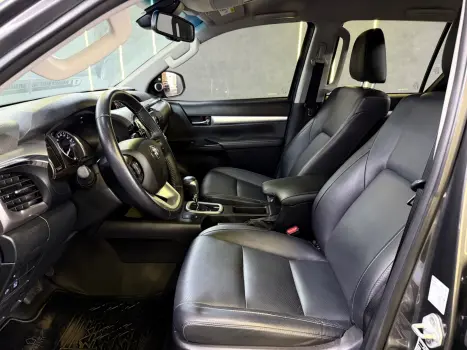 TOYOTA Hilux Caminhonete 2.8 16V 4P SRX DIESEL CABINE DUPLA, Foto 8