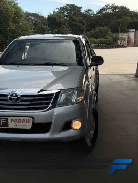 TOYOTA Hilux Caminhonete 2.7 16V 4P SR FLEX CABINE DUPLA AUTOM�TICO, Foto 12