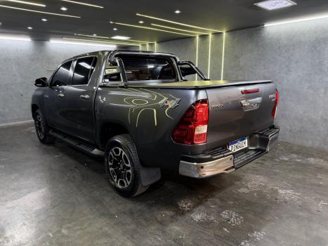 TOYOTA Hilux Caminhonete 2.8 16V SRV 4X4 DIESEL CABINE DUPLA AUTOM�TICO, Foto 6
