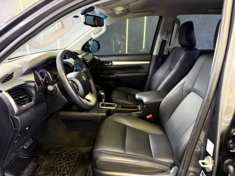 TOYOTA Hilux Caminhonete 2.8 16V SRV 4X4 DIESEL CABINE DUPLA AUTOM�TICO, Foto 8