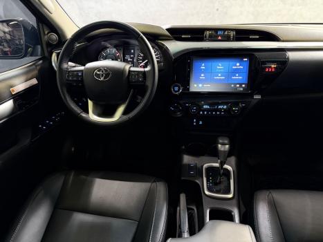 TOYOTA Hilux Caminhonete 2.8 16V SRV 4X4 DIESEL CABINE DUPLA AUTOM�TICO, Foto 10