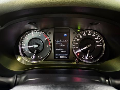 TOYOTA Hilux Caminhonete 2.8 16V SRV 4X4 DIESEL CABINE DUPLA AUTOM�TICO, Foto 13