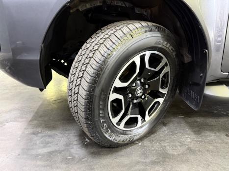 TOYOTA Hilux Caminhonete 2.8 16V SRV 4X4 DIESEL CABINE DUPLA AUTOM�TICO, Foto 14