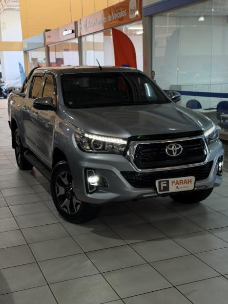 TOYOTA Hilux Caminhonete 2.8 16V SRX 50 ANOS 4X4 TURBO DIESEL CABINE DUPLA AUTOMÁTICO, Foto 6