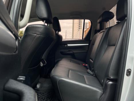 TOYOTA Hilux Caminhonete 2.8 16V 4P SRX DIESEL CABINE DUPLA, Foto 8