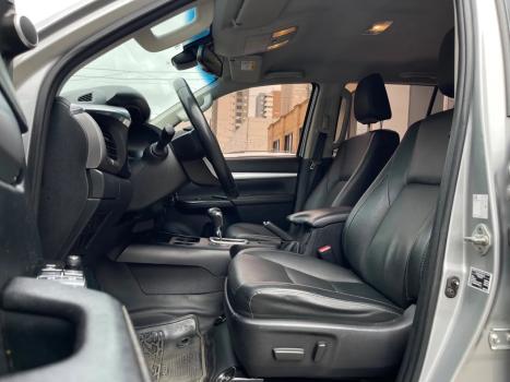 TOYOTA Hilux Caminhonete , Foto 12