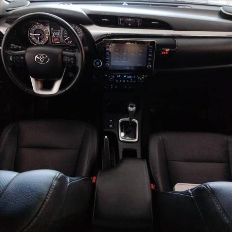 TOYOTA Hilux Caminhonete 2.8 16V SRX 4X4 TURBO DIESEL CABINE DUPLA AUTOMÁTICO, Foto 15