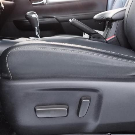 TOYOTA Hilux Caminhonete 2.8 16V SRX 4X4 TURBO DIESEL CABINE DUPLA AUTOMÁTICO, Foto 16