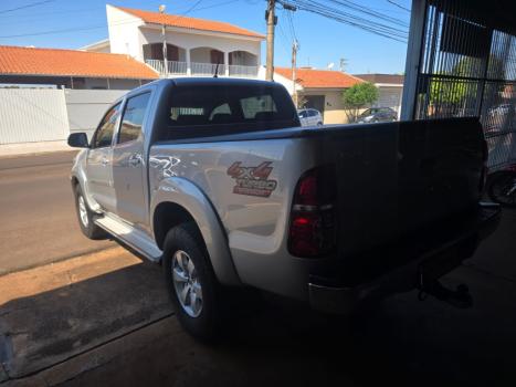TOYOTA Hilux Caminhonete 3.0 16V 4P 4X4 SRV TURBO DIESEL CABINE DUPLA AUTOMÁTICO, Foto 4