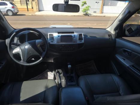 TOYOTA Hilux Caminhonete 3.0 16V 4P 4X4 SRV TURBO DIESEL CABINE DUPLA AUTOMÁTICO, Foto 11