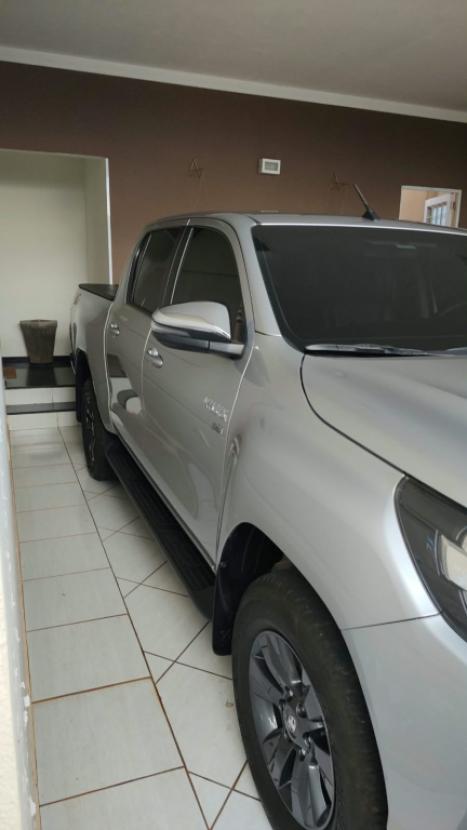 TOYOTA Hilux Caminhonete 2.7 16V 4P SRV CABINE DUPLA, Foto 5