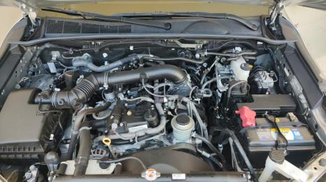 TOYOTA Hilux Caminhonete 2.7 16V 4P SRV CABINE DUPLA, Foto 11