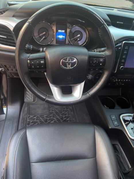 TOYOTA Hilux Caminhonete 2.8 16V SRX 4X4 TURBO DIESEL CABINE DUPLA AUTOMÁTICO, Foto 11