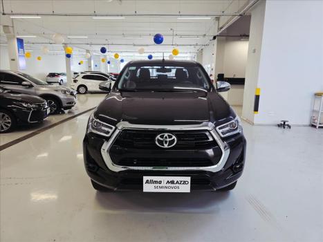 TOYOTA Hilux Caminhonete 2.8 16V SRV 4X4 DIESEL CABINE DUPLA AUTOMÁTICO, Foto 2