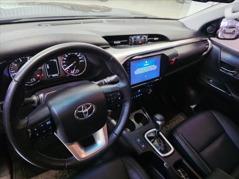 TOYOTA Hilux Caminhonete 2.8 16V SRV 4X4 DIESEL CABINE DUPLA AUTOMÁTICO, Foto 5