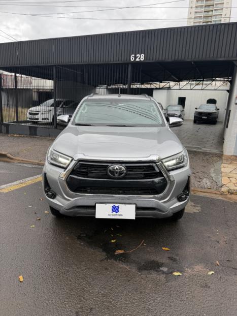 TOYOTA Hilux Caminhonete 2.8 16V SRX 4X4 DIESEL CABINE DUPLA AUTOMÁTICO, Foto 4